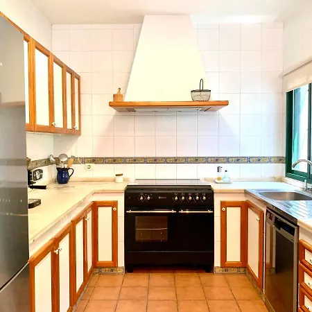 A 300 Metros De Playa Francón